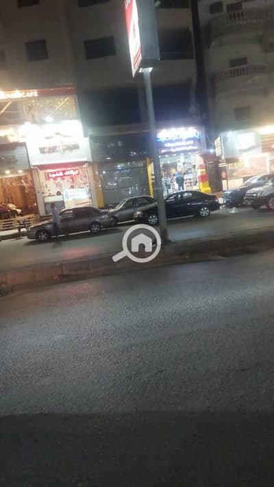 Retail for Sale in Faisal, Giza - محل للبيع في فيصل الرئيسي مؤجر لي براند يوجد مساحات كبيرة وصغيرة