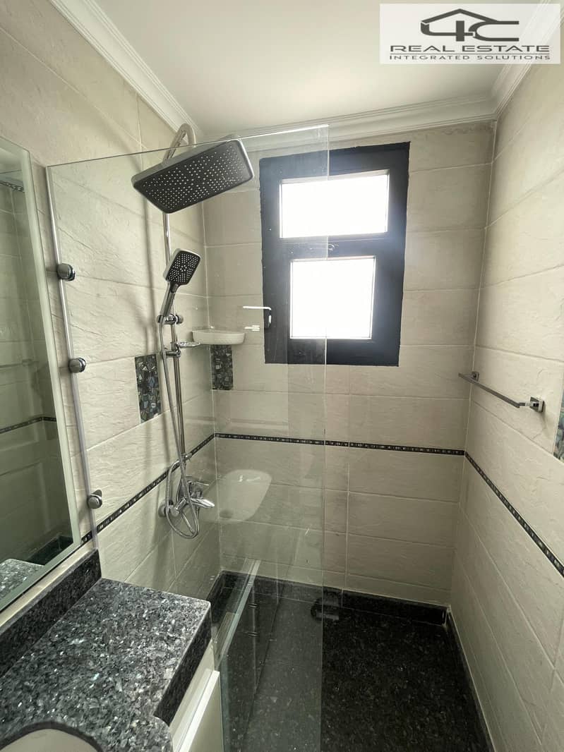 4 2409cb0c-210b-4256-b008-b35ef2fffd68. jpeg