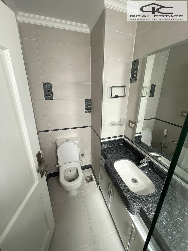 6 700024d5-9982-4db1-b63c-ccfc69f7172e. jpeg