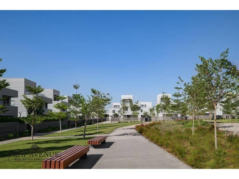 4 WhatsApp Image 2025-09-08 at 12.50. 32 PM (1). jpg