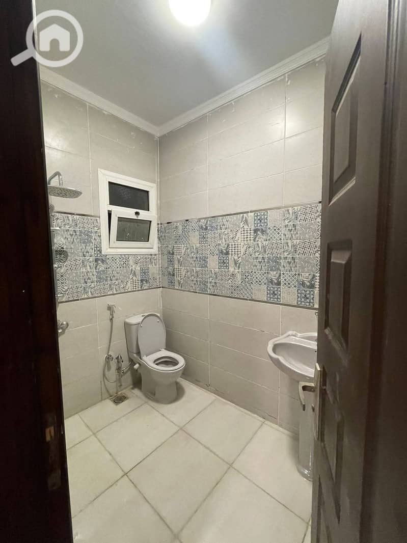 5 14910. jpg