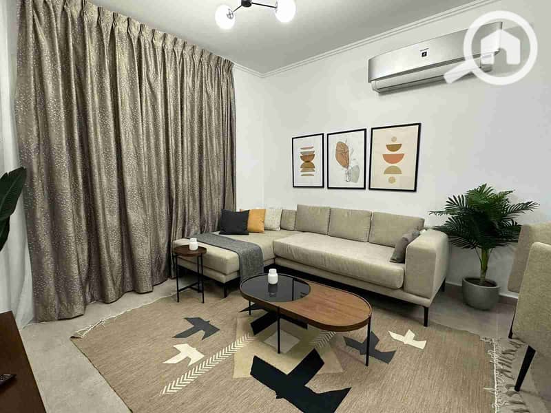 1000347913. jpg 1000347913. jpg