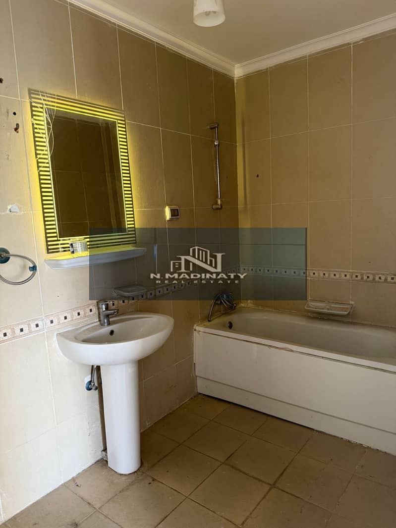 5 WhatsApp Image 2025-09-08 at 4.25. 37 PM. jpeg