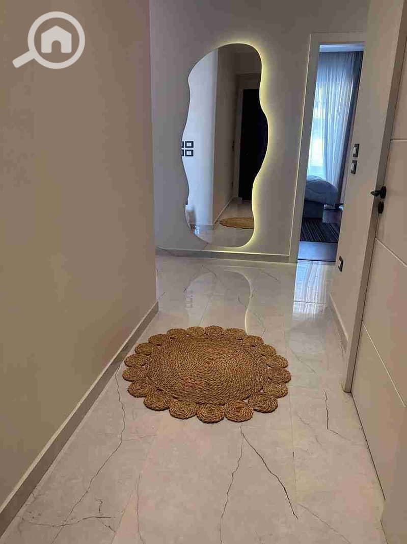7 1000348623. jpg