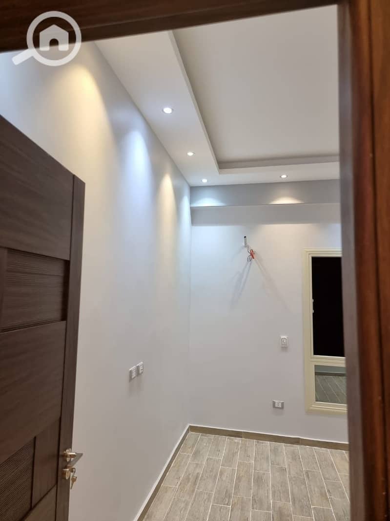 6 WhatsApp Image 2025-09-18 at 12.38. 00 PM (8). jpeg