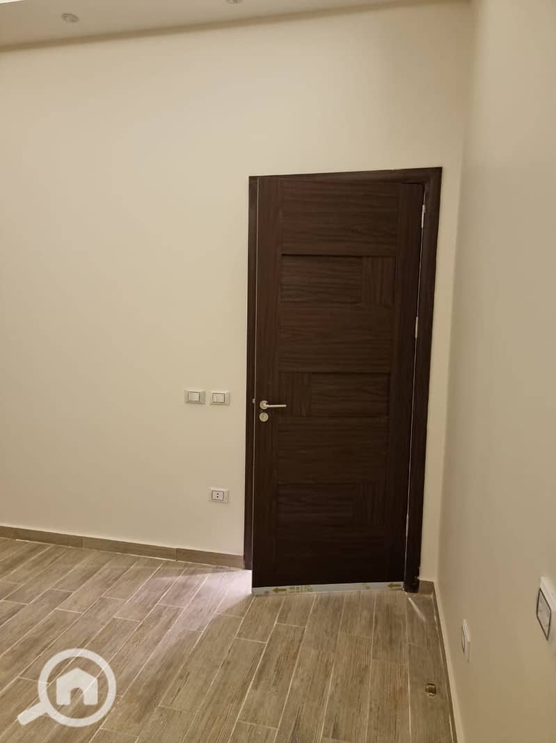 12 WhatsApp Image 2025-09-18 at 12.38. 00 PM (14). jpeg