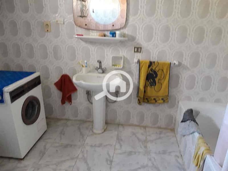 13 53e54099-053e-4d9d-931e-cc2a601eaf96. jpg