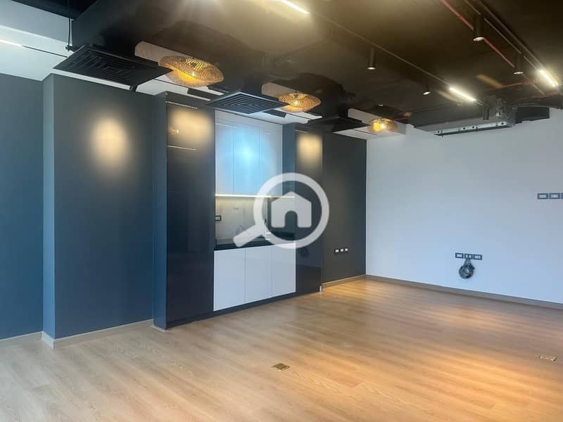 9 6dd33da5-61de-4163-b345-43cafbdaa8c3. jpeg