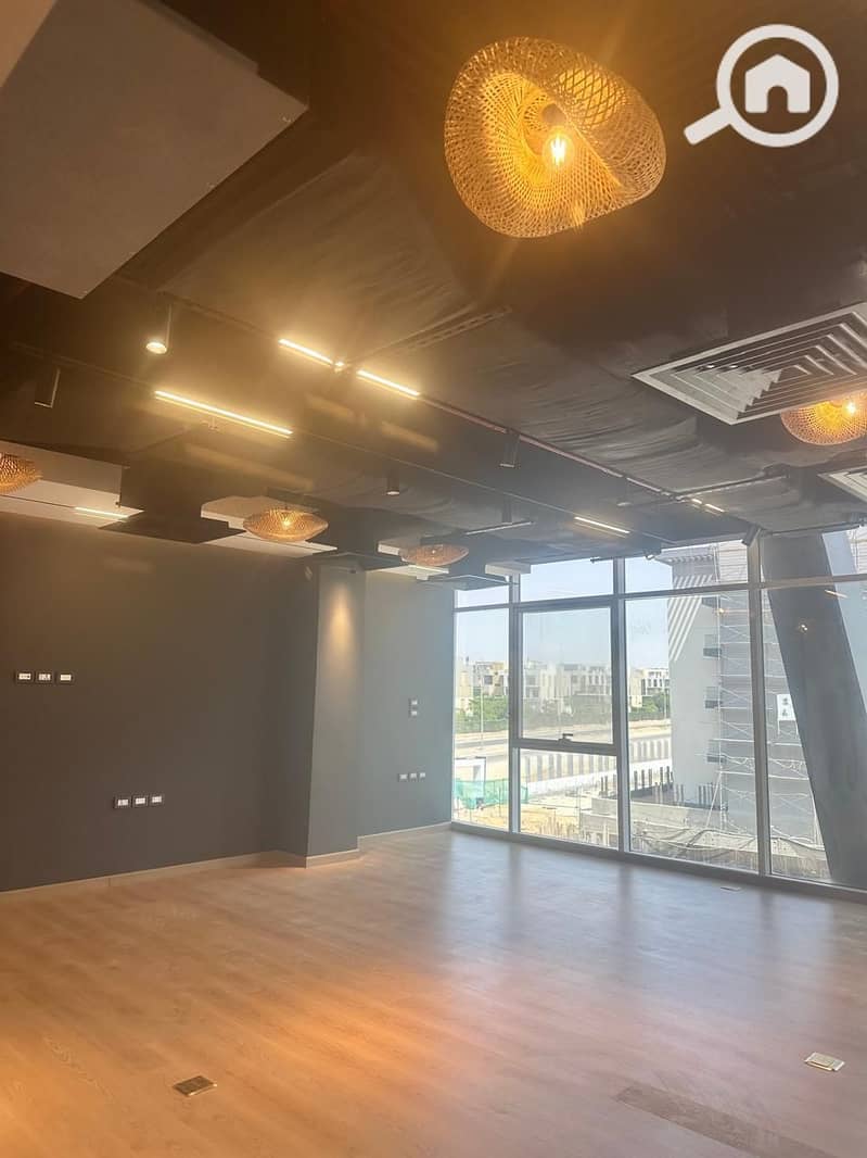 14 bfdf4085-0f1a-49f0-a628-6b3b2f5aa2d8. jpeg