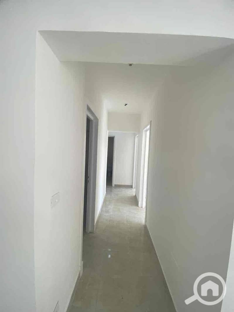 7 f960ff2d-ada7-48b6-a1ac-4447d90f705a. jpg