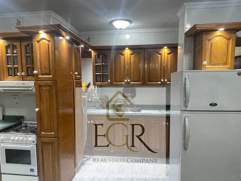 4 9e75afba-562a-4ee5-a5c0-59e80550db80. jpeg