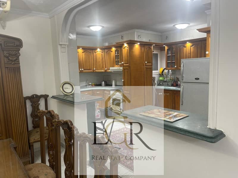 15 ef2a1d0e-29d0-4435-ae3f-e76a25d7e1e3. jpeg