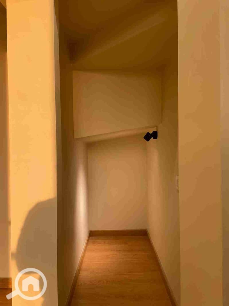 5 1000425428. jpg