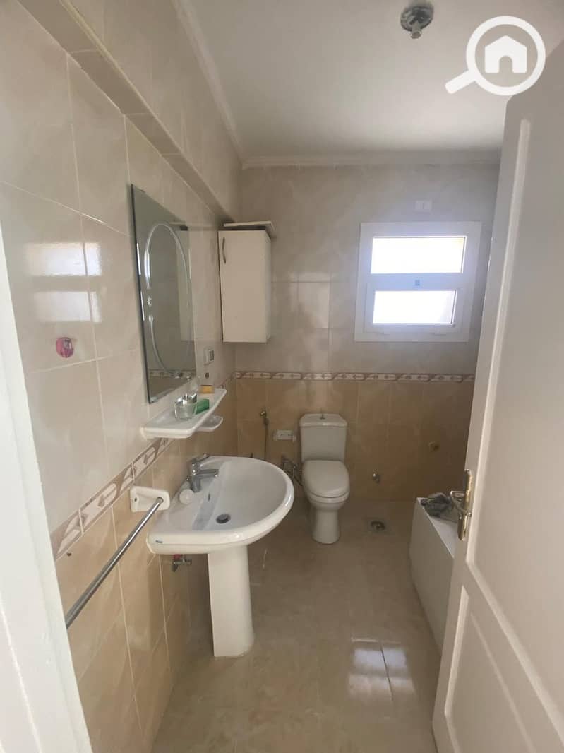 5 WhatsApp Image 2025-09-21 at 5.53. 43 PM (2). jpeg