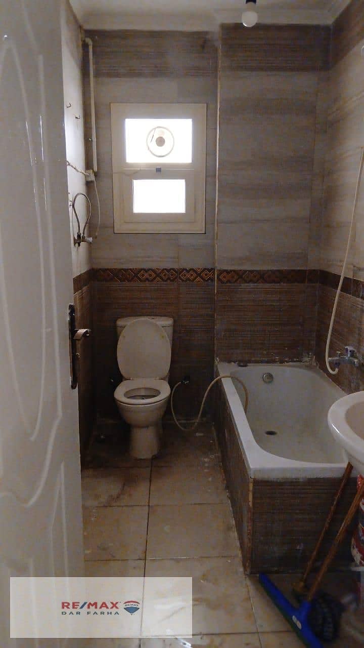 4 36fdda38-6824-4de5-b295-100a8bb1b67d. jpg