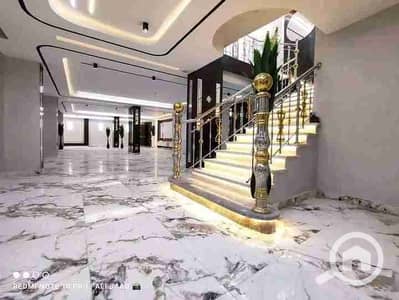 8 Bedroom Duplex for Sale in 6th of October, Giza - FB_IMG_1757856033575. jpg