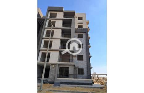 شقة 3 غرف نوم للبيع في 6 أكتوبر، الجيزة - IMG-20250916-WA0240. jpg