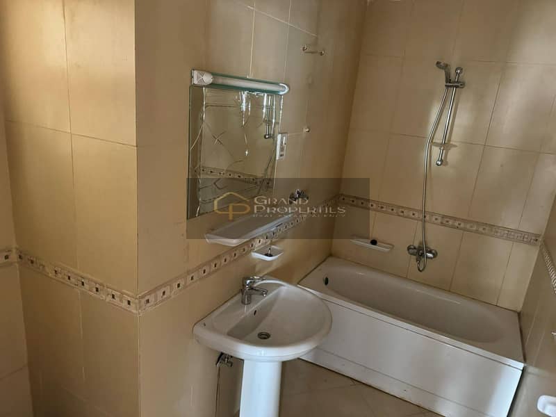 6 IMG-20250922-WA0384. jpg