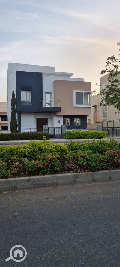 4 Bedroom Villa for Sale in Madinaty, Cairo - WhatsApp Image 2025-09-22 at 10.23. 43 PM (1). jpeg