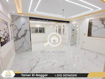 فلیٹ 4 غرف نوم للايجار في لوران، الإسكندرية - IMG-20250921-WA0033. jpg
