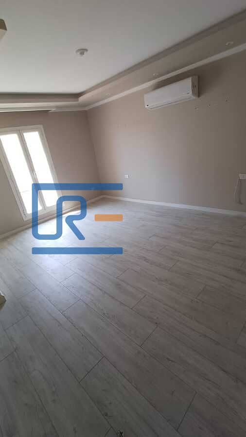 10 de23ec97-21eb-4851-a9ac-97d8de6c112a. jpg