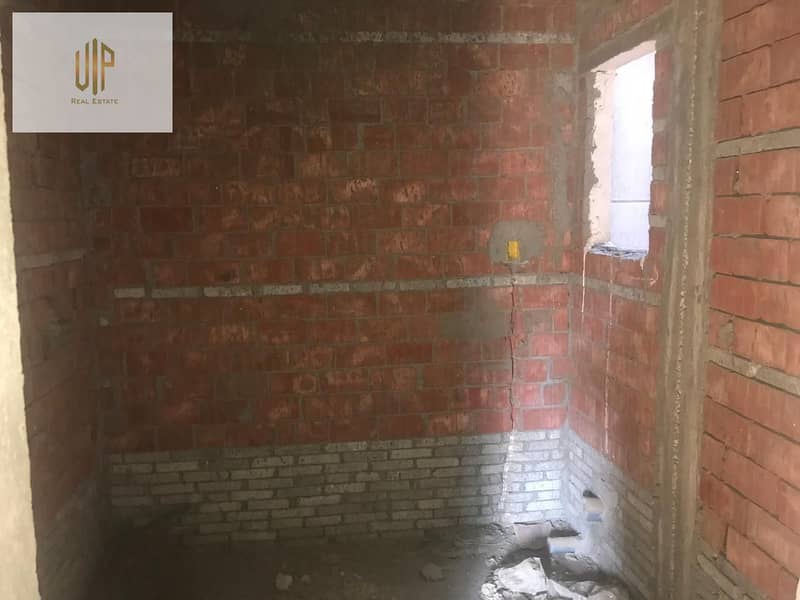 8 IMG-20250918-WA1167. jpg