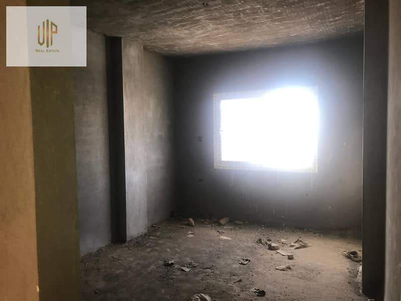 13 IMG-20250918-WA1171. jpg