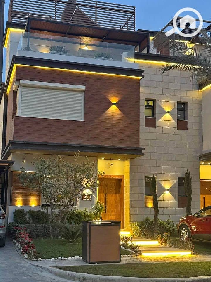 7 528192215_622645617553933_848328554673099936_n. jpg