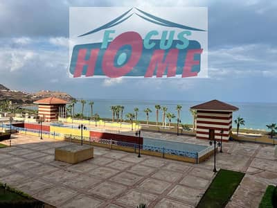 2 Bedroom Chalet for Sale in Ain Sukhna, Suez - شالية بيع بأقل سعر فيو بحر أبراج بورتو السخنة الاهراماتporto El Sokhna