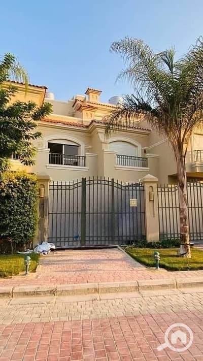 فیلا 4 غرف نوم للبيع في مدينة الشروق، القاهرة - 459017022_1347193800020917_8035855029486427192_n. jpg