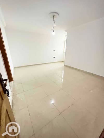 مکتب  للايجار في سموحة، الإسكندرية - IMG_3631. jpg