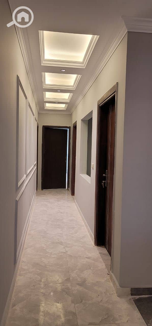 3 b77c706b-2239-4962-a6a9-e0847701718e. jpeg