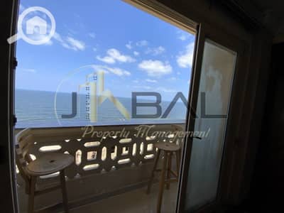 شقة 3 غرف نوم للايجار في شاطبي، الإسكندرية - WhatsApp Image 2025-09-23 at 3.27. 57 PM. jpeg