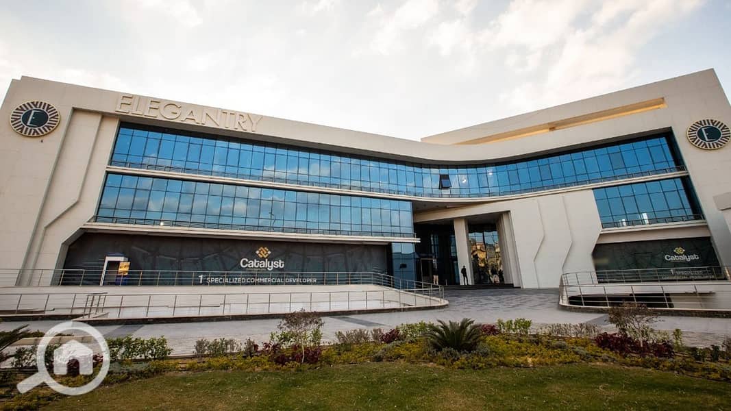 4 Elegantry-Mall-New-Cairo-6. jpg