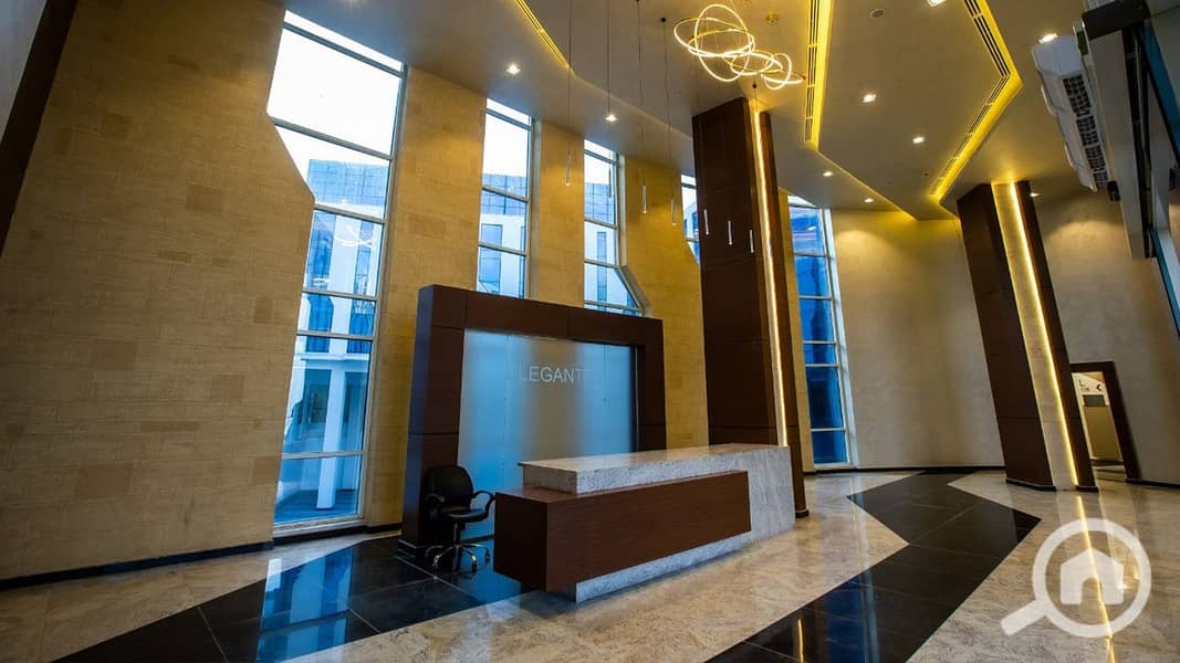 5 Elegantry-Mall-New-Cairo-2. jpg