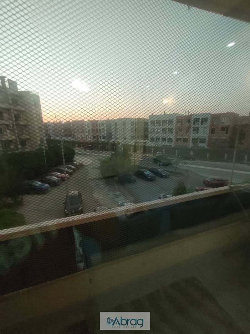 4 WhatsApp Image 2025-09-23 at 17.50. 41_22f9d951. jpg