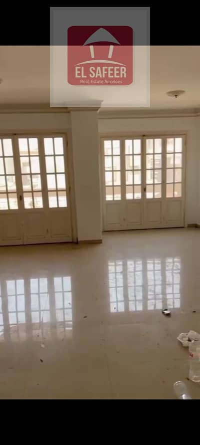 شقة 3 غرف نوم للايجار في سموحة، الإسكندرية - f46bfc33-342c-49d5-8fe3-d1f063ee4f37. jpg