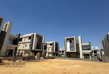 3 Bedroom Villa for Sale in New Cairo, Cairo - 68bc4bac-9fc8-46a6-8a17-298f2a1e9ff5. jpg