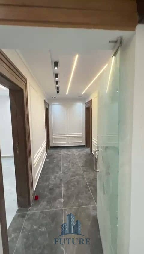 9 WhatsApp Video 2025-09-22 at 00.20. 46_5626f967. mp4_20250922_004935.696. jpg
