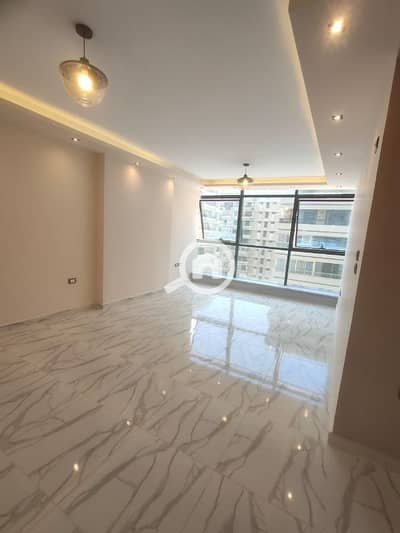 Office for Rent in Zahraa Al Maadi, Cairo - للإيجار مقر اداري مكتب مكيف في ريحانه بلازا مبني اداري زهراء المعادي