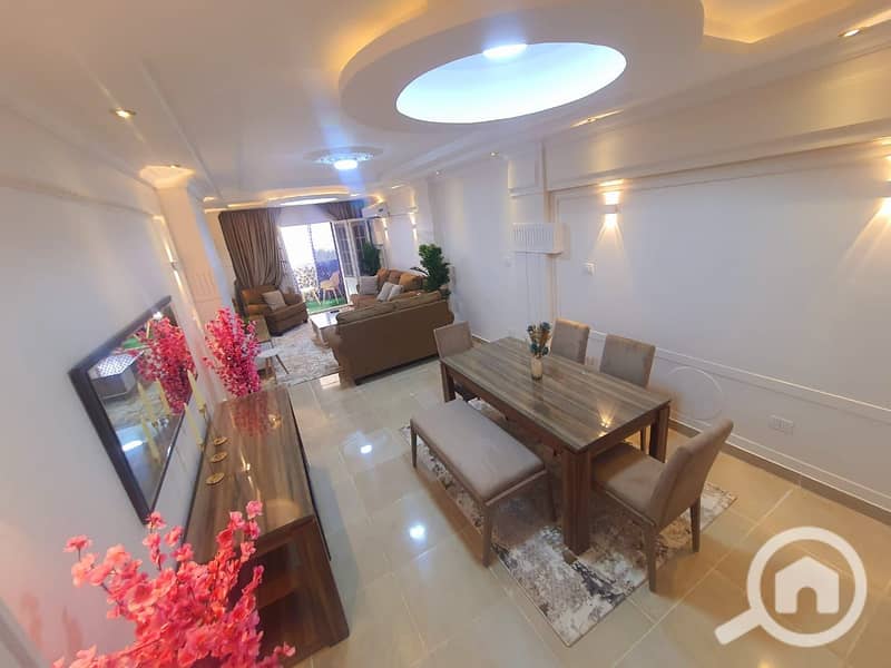 3 cb07de93-16cf-4238-bed8-5f883c3107a2. jpg