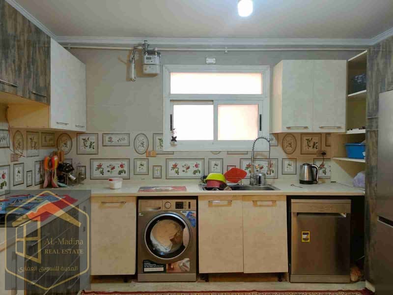 4 16646. jpg