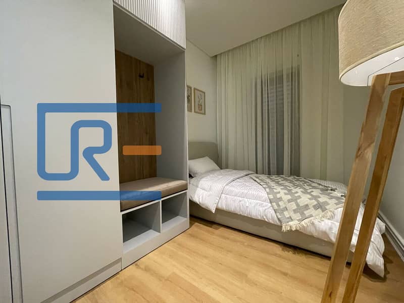 6 9e20cc6d-25ce-4187-a02a-46d3a6857a83. jpg