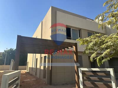 5 Bedroom Twin House for Sale in Sheikh Zayed, Giza - WhatsApp Image 2025-09-24 at 12.54. 41 PM. jpeg