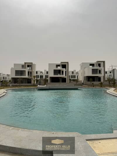 4 Bedroom Villa for Sale in 6th of October, Giza - WhatsApp Image 2024-10-22 at 1.03. 28 PM. jpeg