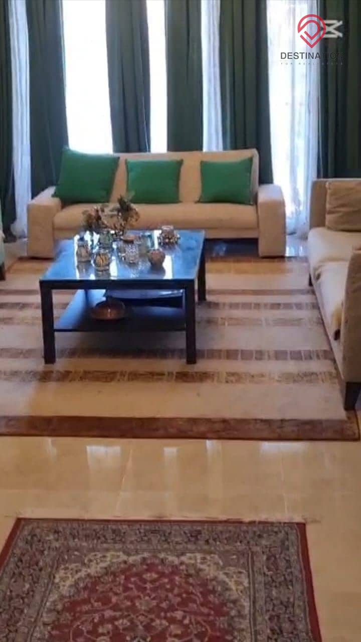 4 2db165e3-1c41-4e51-97bd-1e3d81092aaa. jpg