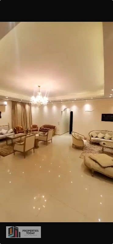 7 Bedroom Villa for Sale in Sheikh Zayed, Giza - MjE0Nzg0OTQ3. jpeg