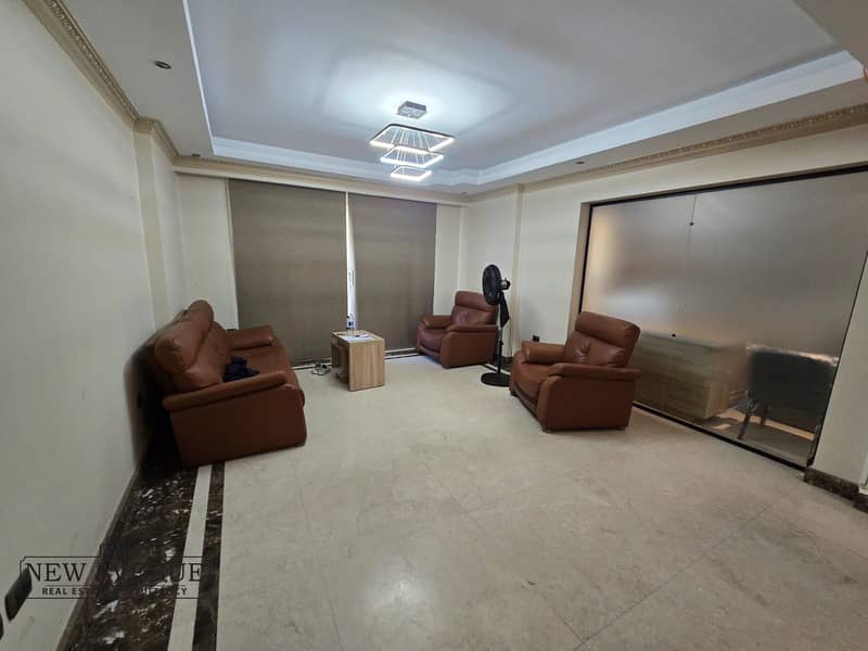 2 5f95d648-20fe-4345-99dc-e047ec5d66f3. jpeg