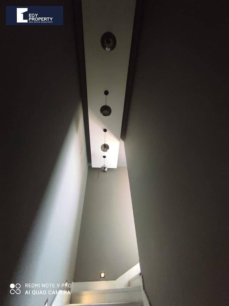 8 _files_53a2db2d-b73a-409d-a0e2-1c1d20ce20bf. jpeg