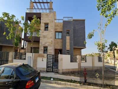 3 Bedroom Villa for Sale in New Cairo, Cairo - 9. jpg